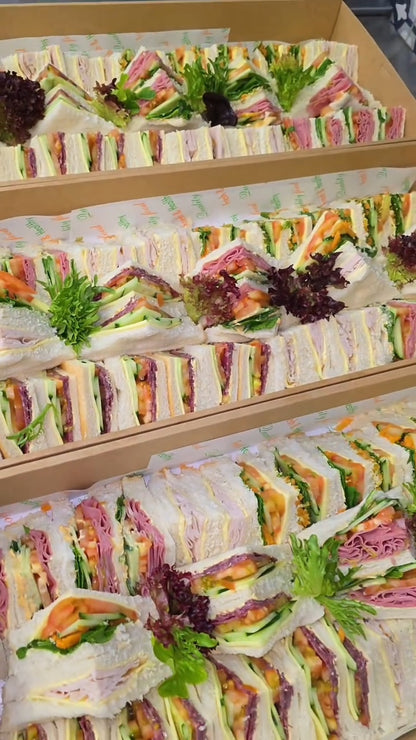 Tri-Cut Mixed sandwiches (48 pcs)